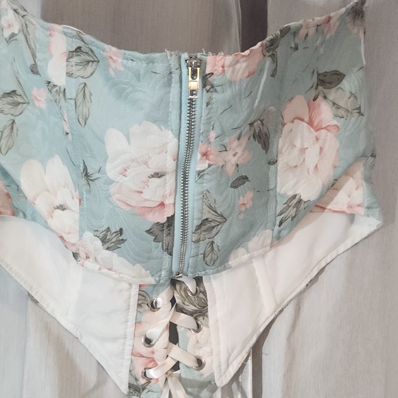 Boustier - Picture 2 of 2